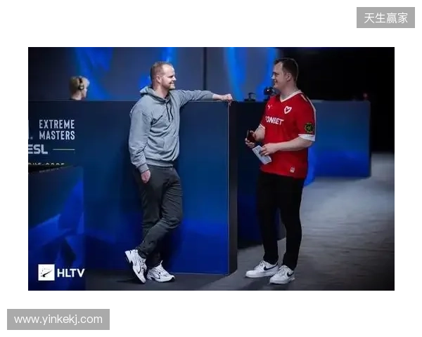 官宣:sycrone、Xyp9x与MOUZ完成续约 官宣:sycrone、Xyp9x与MOUZ完成续约